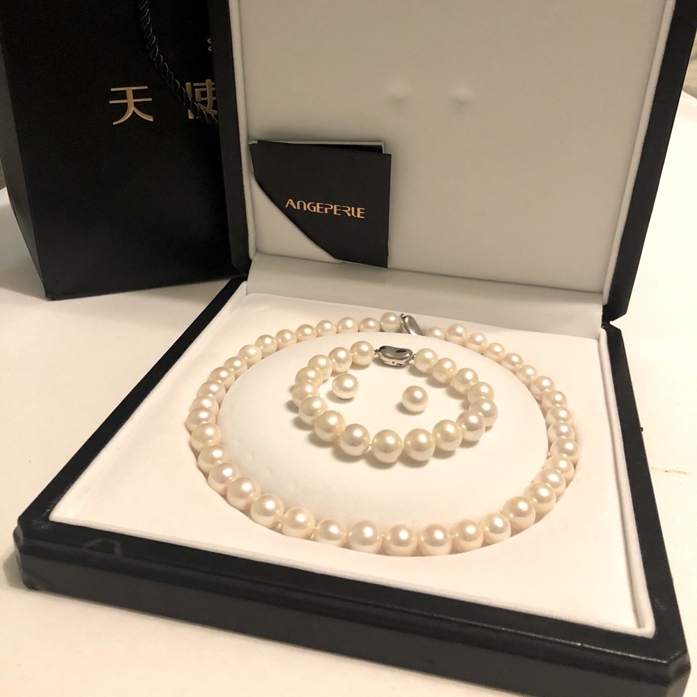 100% original and authentic Angeperle Set